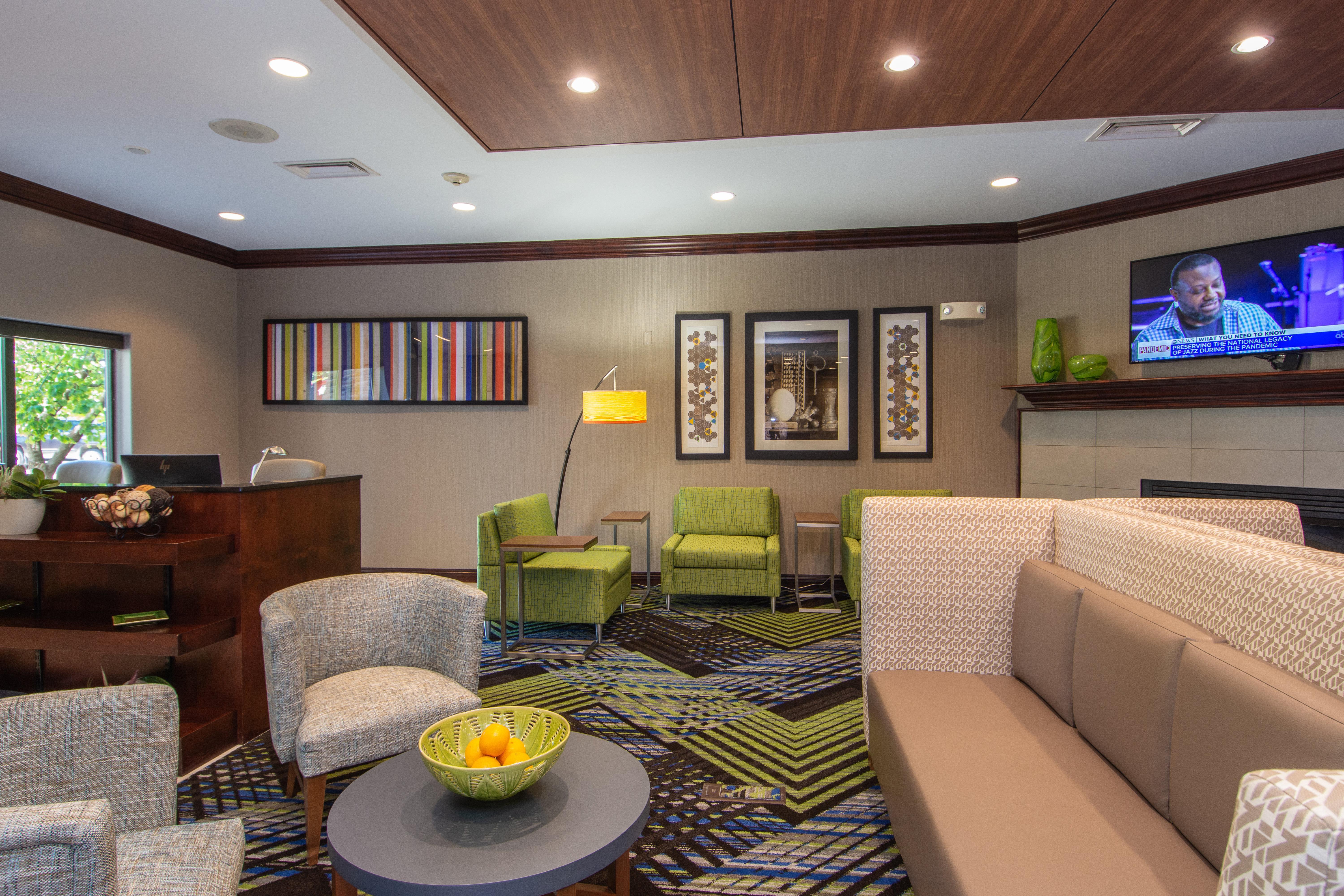 Holiday Inn Express And Suites Springfield Medical District By Ihg Eksteriør bilde