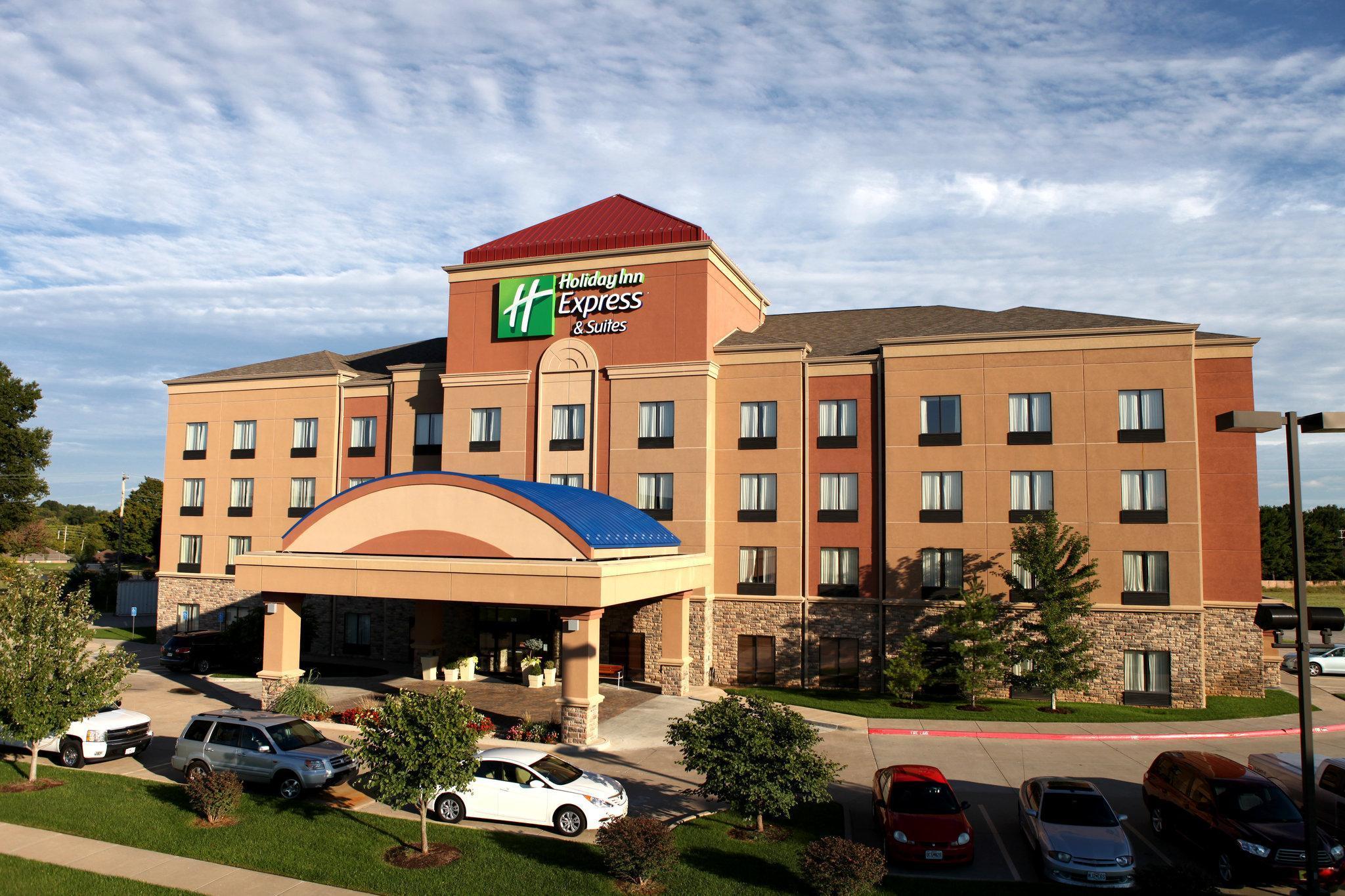 Holiday Inn Express And Suites Springfield Medical District By Ihg Eksteriør bilde